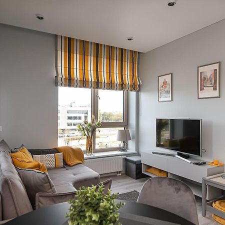 Stylish And Cosy 1-Bedroom Apartment By Urban Rent Vilnius Kültér fotó